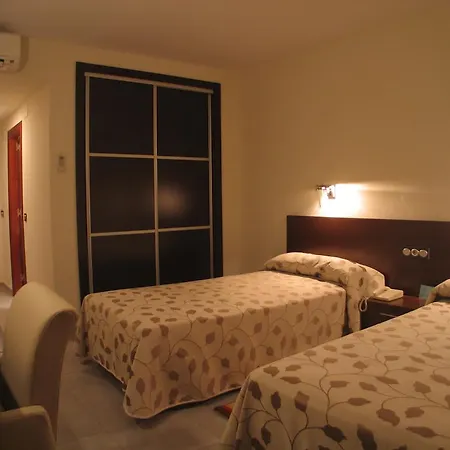 San Cristobal Hotel Coria