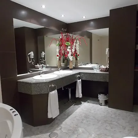 San Cristobal Hotel Coria