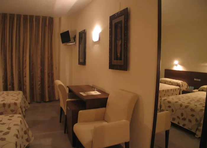 San Cristobal 3* Coria