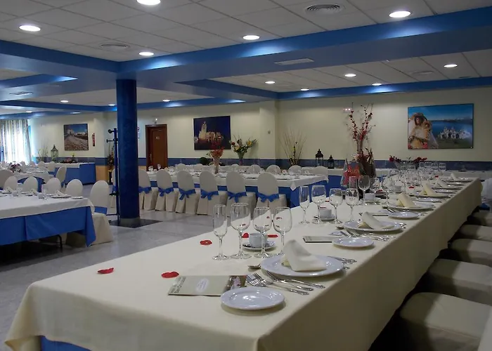 San Cristobal 3* Coria