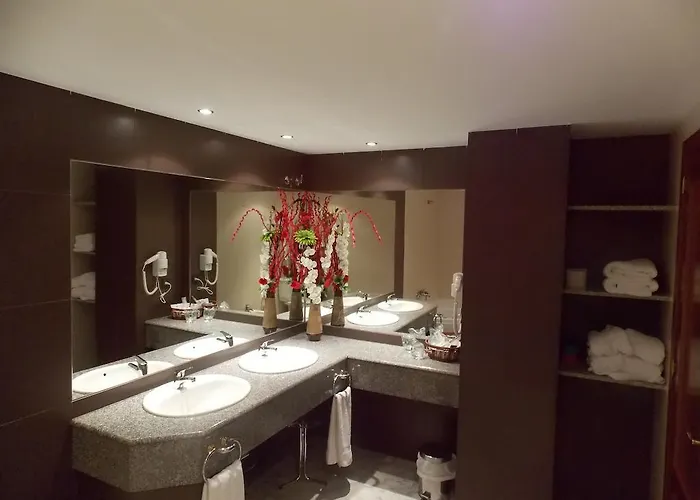 فندق San Cristobal